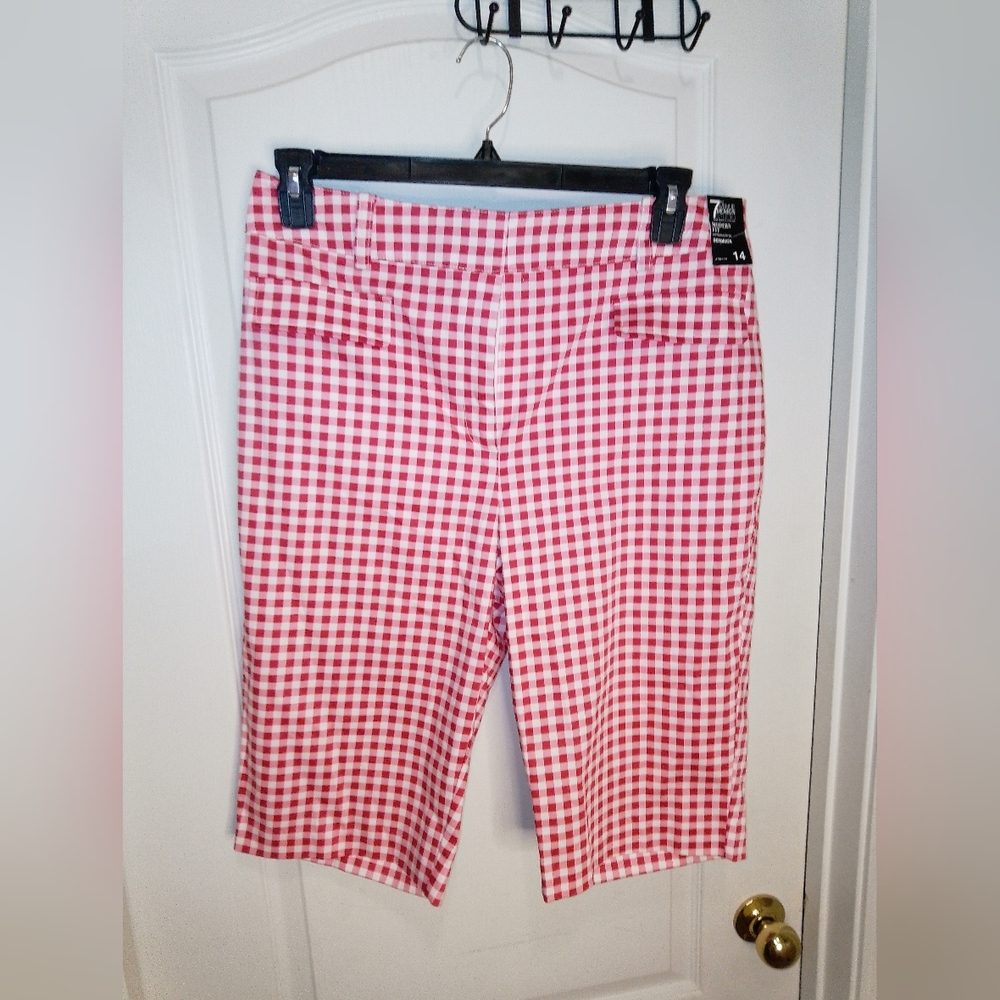 NWT/7th Ave New York and company red and Bermuda shorts/size 14